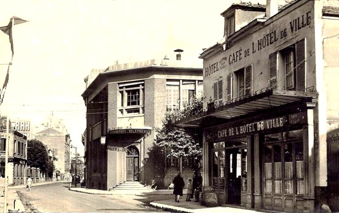 Nouvelle poste et café de l'hôtel de ville 1940