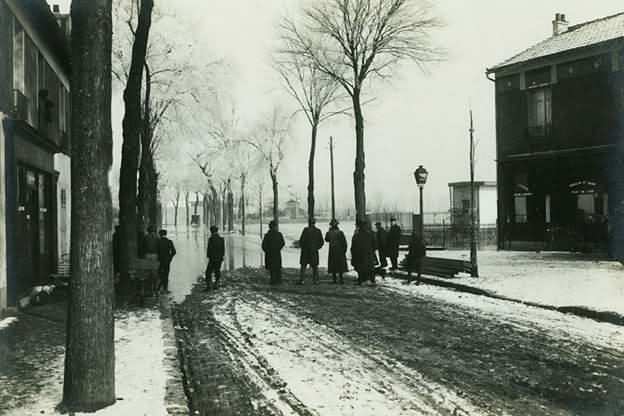 Colombes 142 bd Valmy inondé le p'tit pavillon 