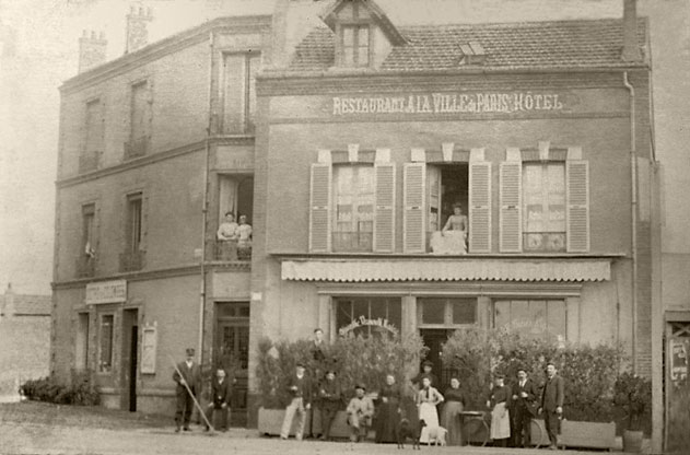 4) Tour de la Place du pont neuf