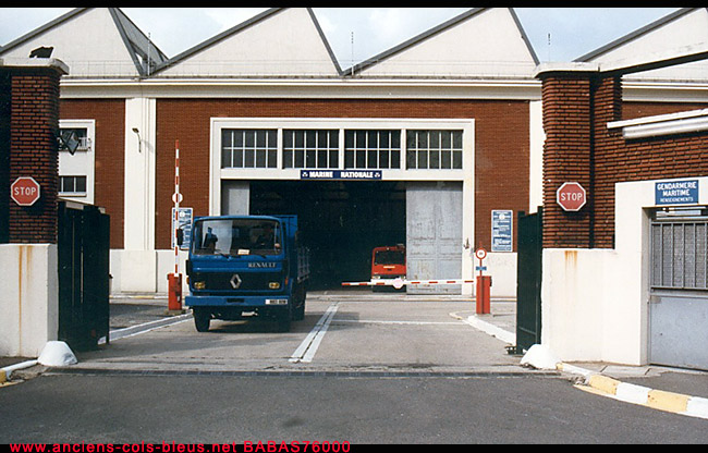 Entrée de l'ETMAR Colombes