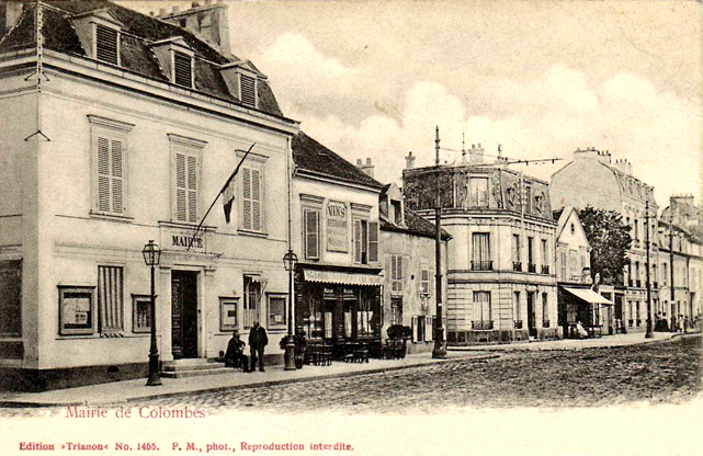 Colombes  rue de  Paris, la mairie