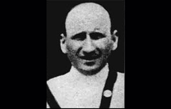 Colombes jeux 1924 :  sabre János Garay