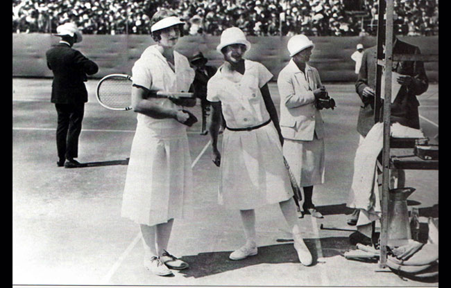 Colombes jeux 1924 :tennis Julie VLASTO.