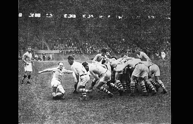 Colombes jeux 1924 :L'équipe USA sortie de mêlée.