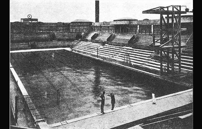 Colombes jeux 1924 :   Natation piscine des Tourelles.