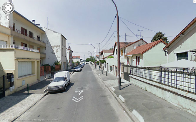 Colombes Boulevard  Pierre de Coubertin actuel