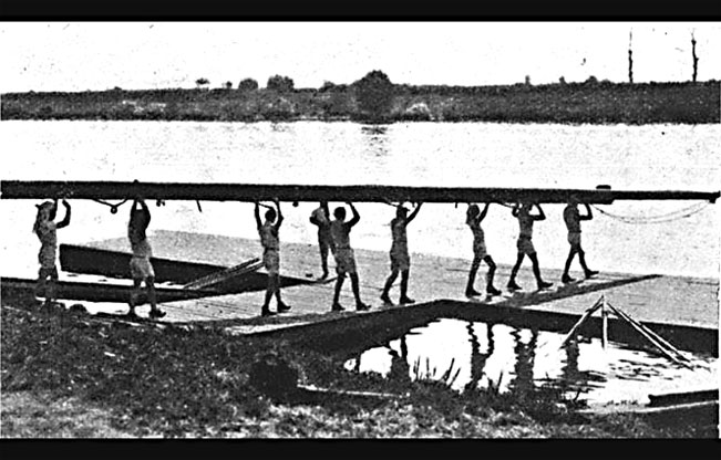 Colombes jeux 1924 :Aviron les pontons