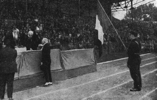 Colombes 1924 remise médaille France.
