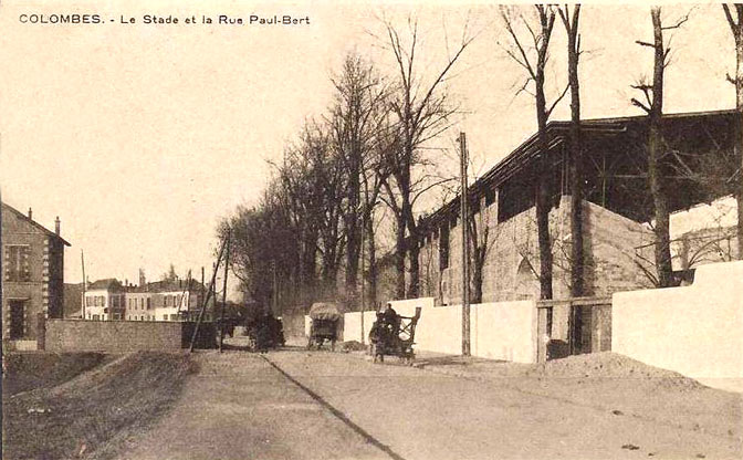 Colombes le stade rue Paul Bert. 