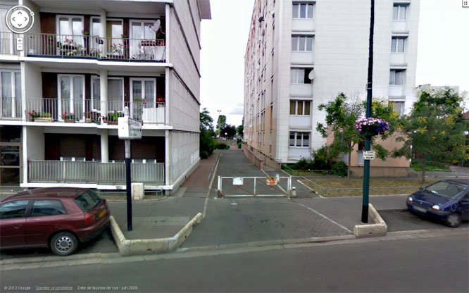 Colombes entrée du village Olympique vue actuelle