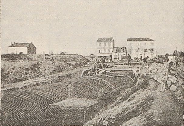 Pose de l'aqueduc au val d'Argenteuil