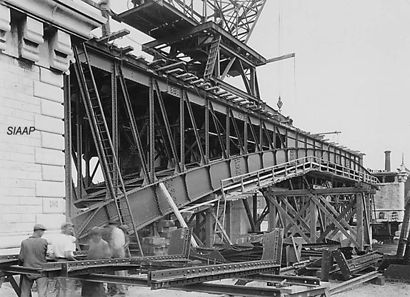 Surélévation du Pont neuf 1950
